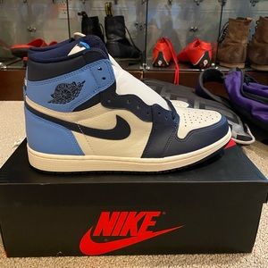 Jordan 1 Obsidian UNC